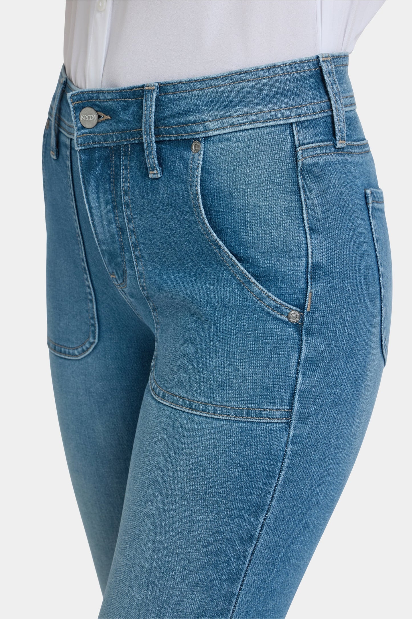 Barbara Bootcut Jeans - Avenue Blue