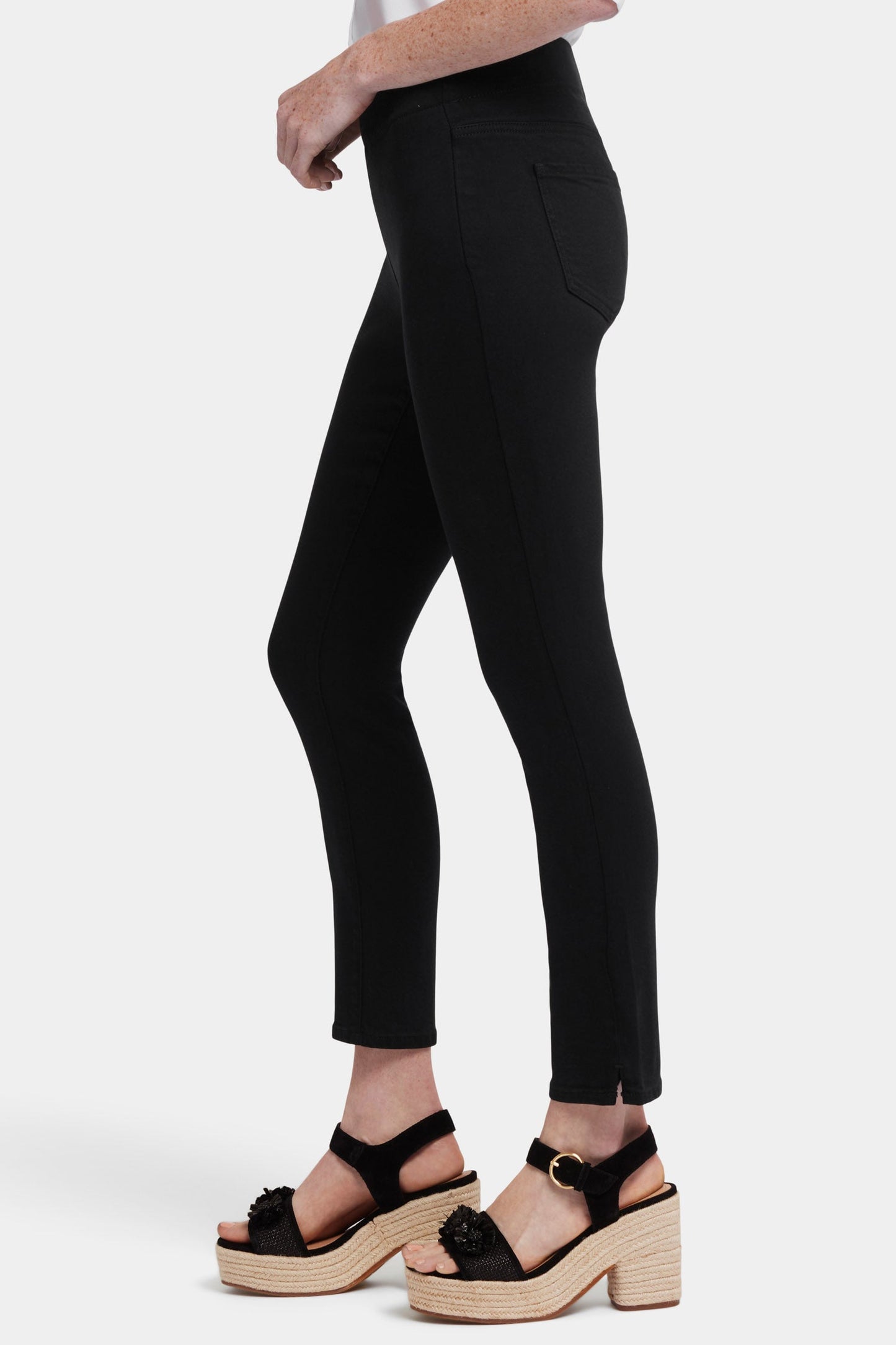 Ami Skinny Ankle Pull-On Jeans - Overdye Black