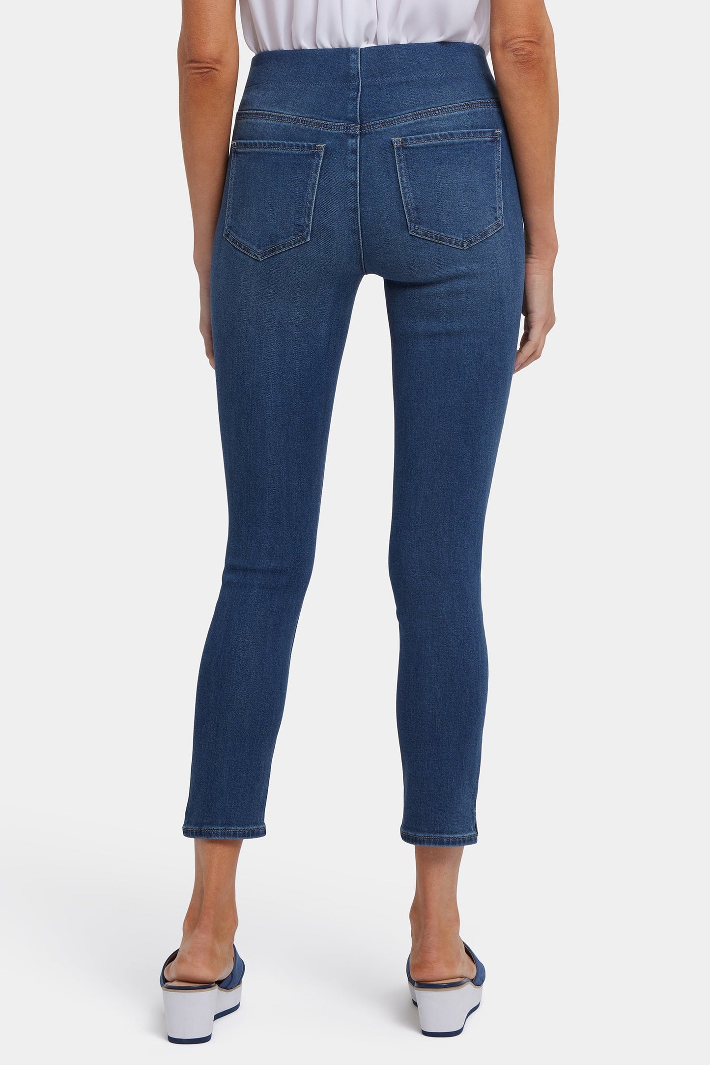 Ami Skinny Ankle Pull-On Jeans - Rio Rapids