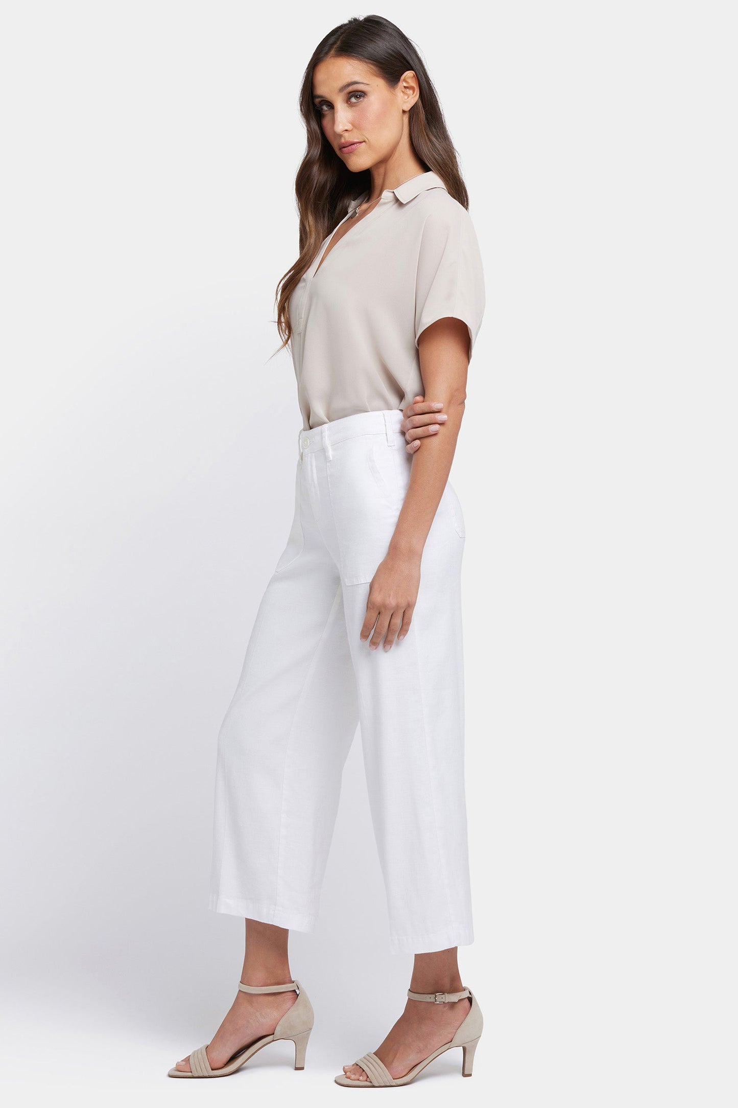 Wide Leg Cargo Capri Pants In Petite - Optic White