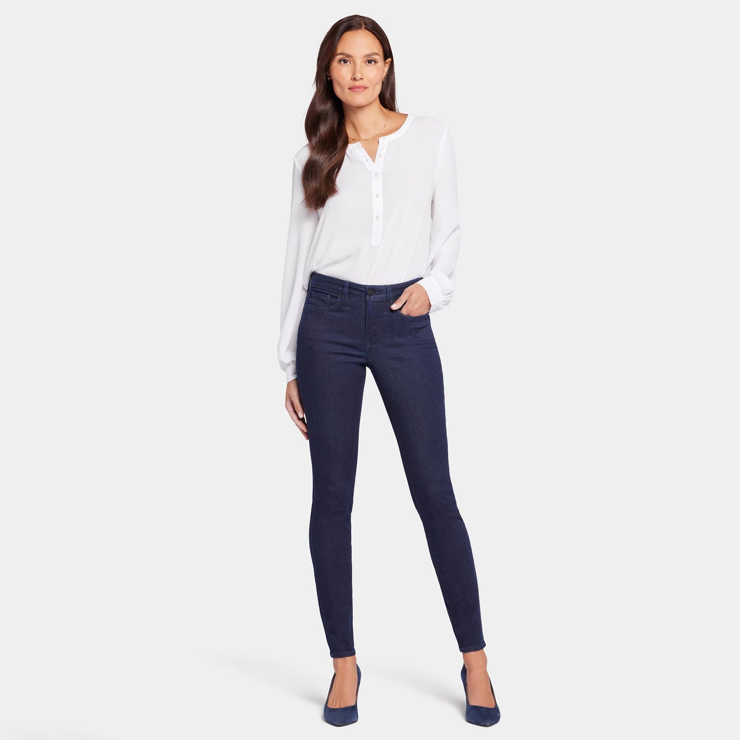 Ami Skinny Jeans In Petite - Rinse