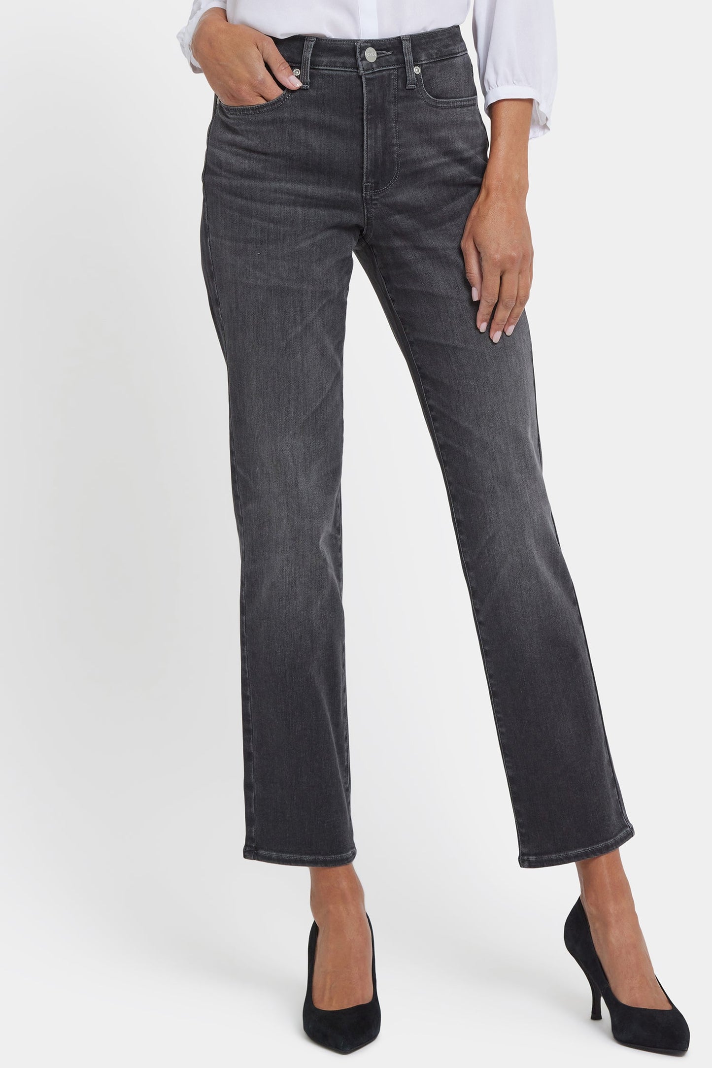 Sheri Slim Jeans In Petite - Gloomy Marais