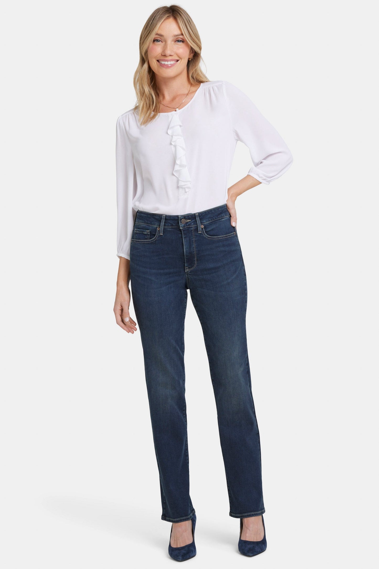 Marilyn Straight Jeans In Petite - Presley