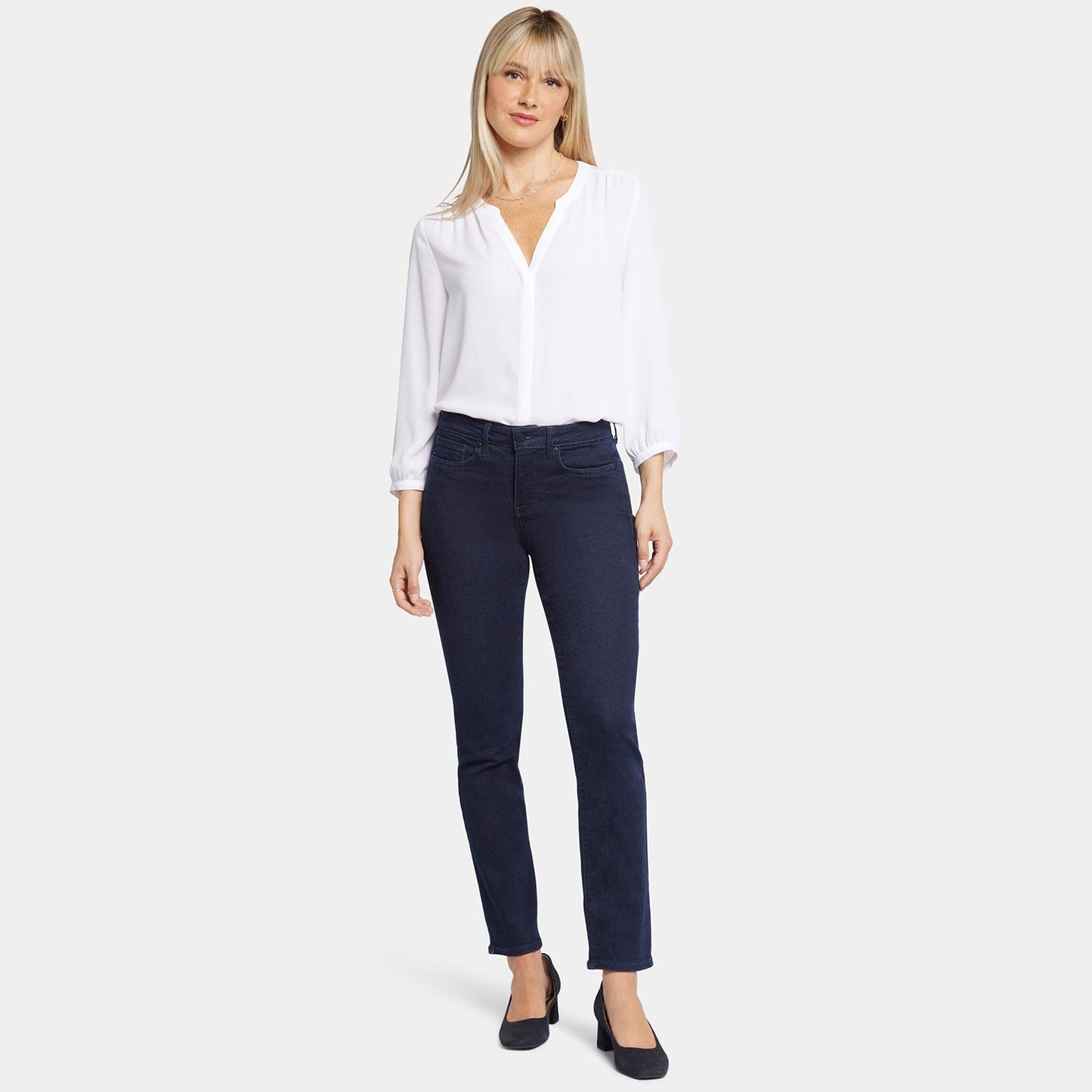 Sheri Slim Jeans In Petite - Rinse