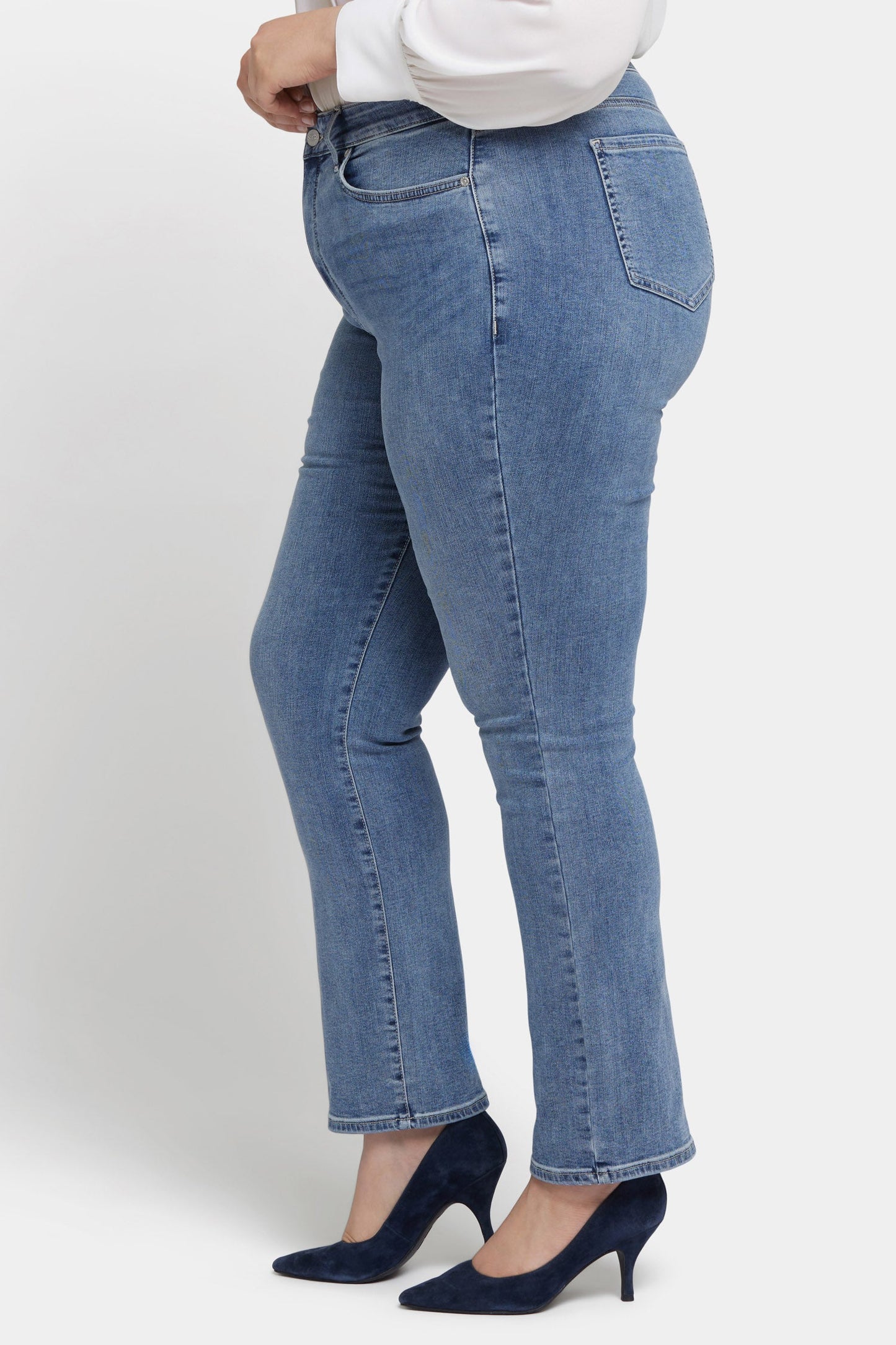 Marilyn Straight Jeans In Plus Size - Hayden Valley