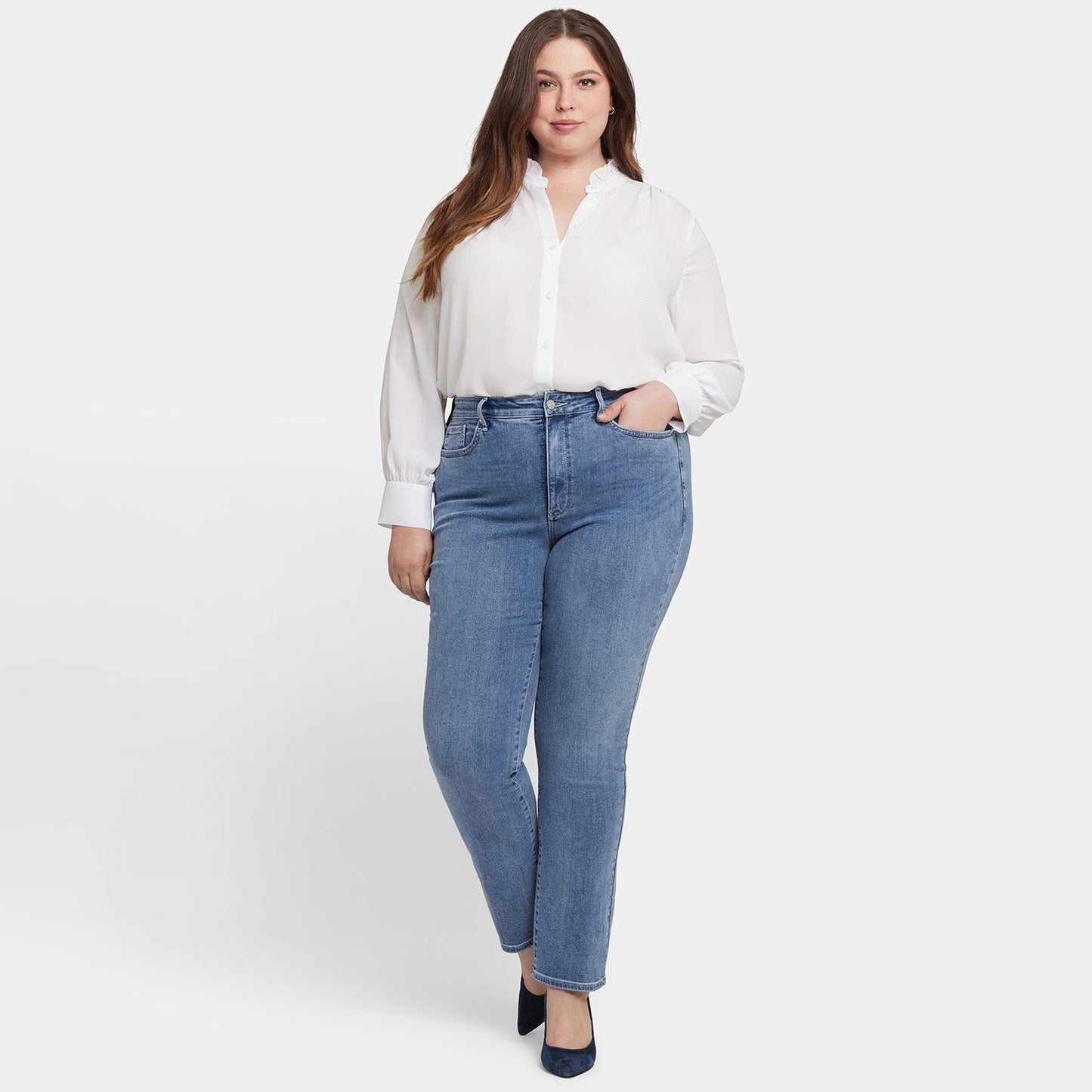 Marilyn Straight Jeans In Plus Size - Hayden Valley