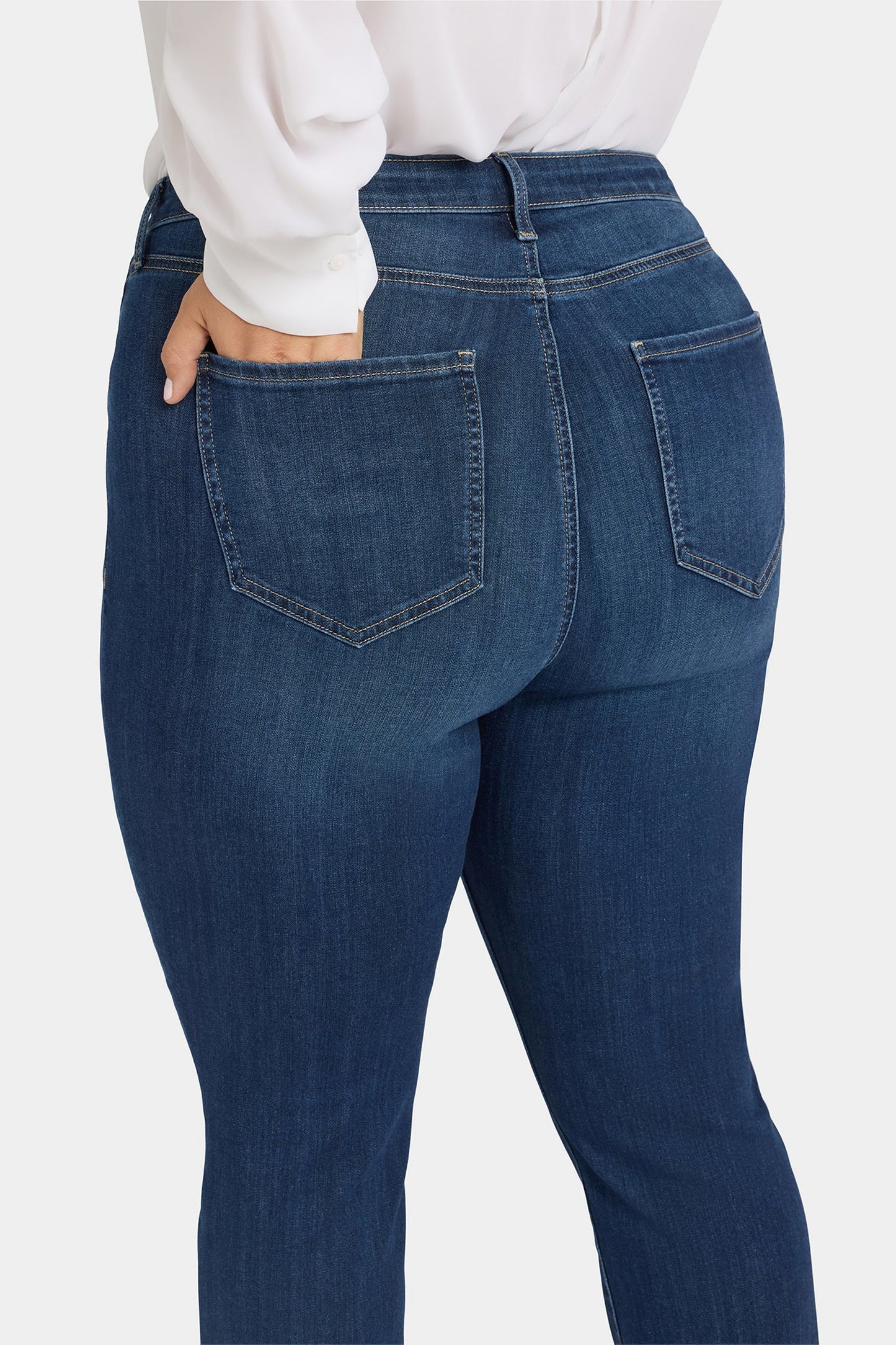 Billie Mini Bootcut Jeans In Plus Size - Vintage Lapis