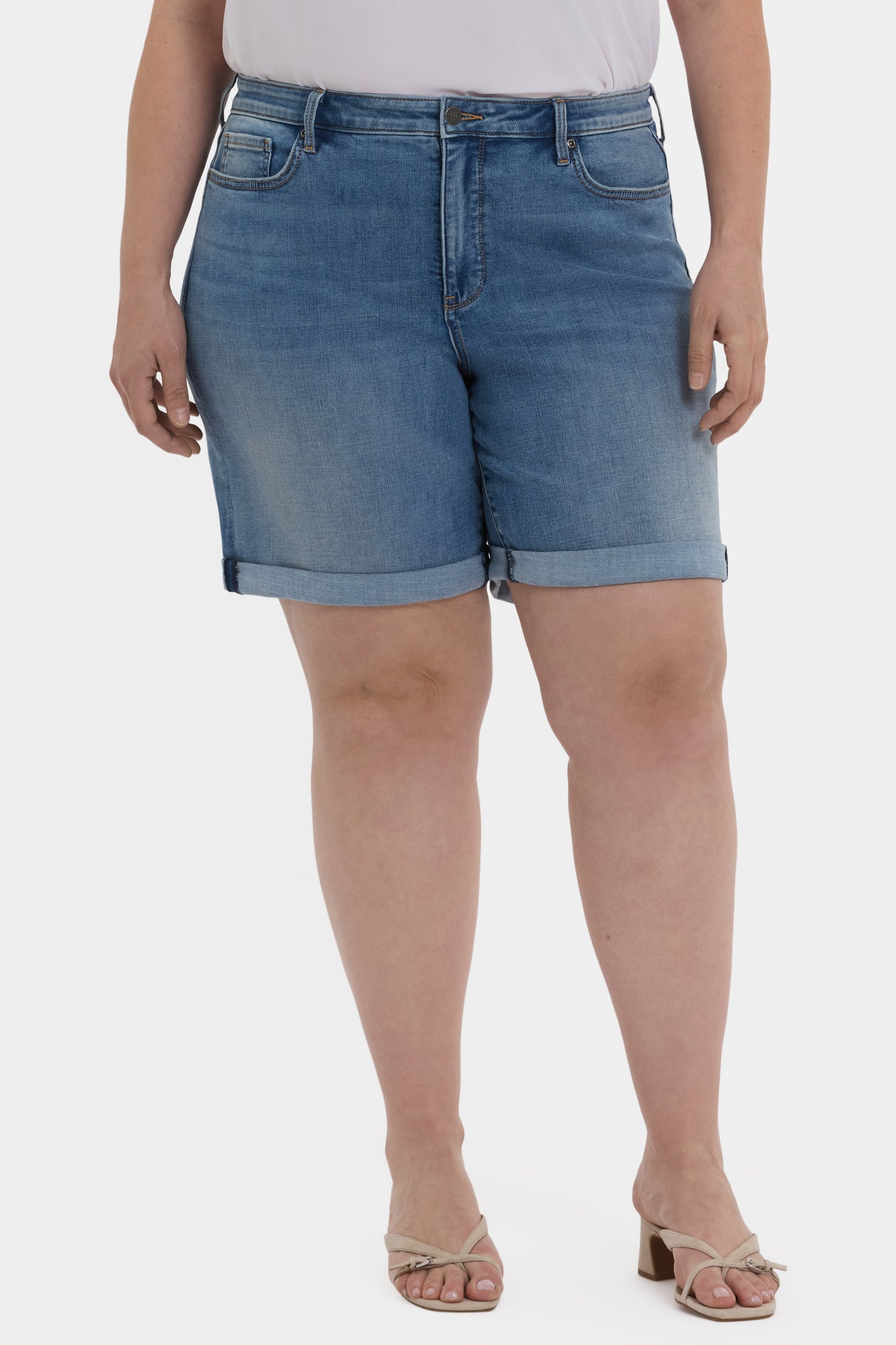 Diana Relaxed Denim Shorts In Plus Size - Barcelona Breeze