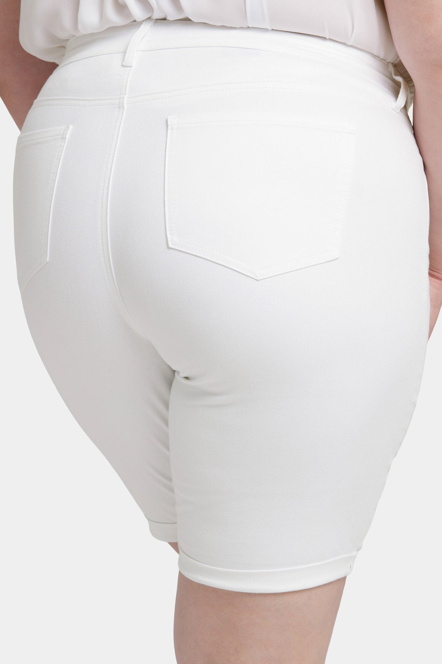 Briella 11 Inch Denim Shorts In Plus Size - Optic White