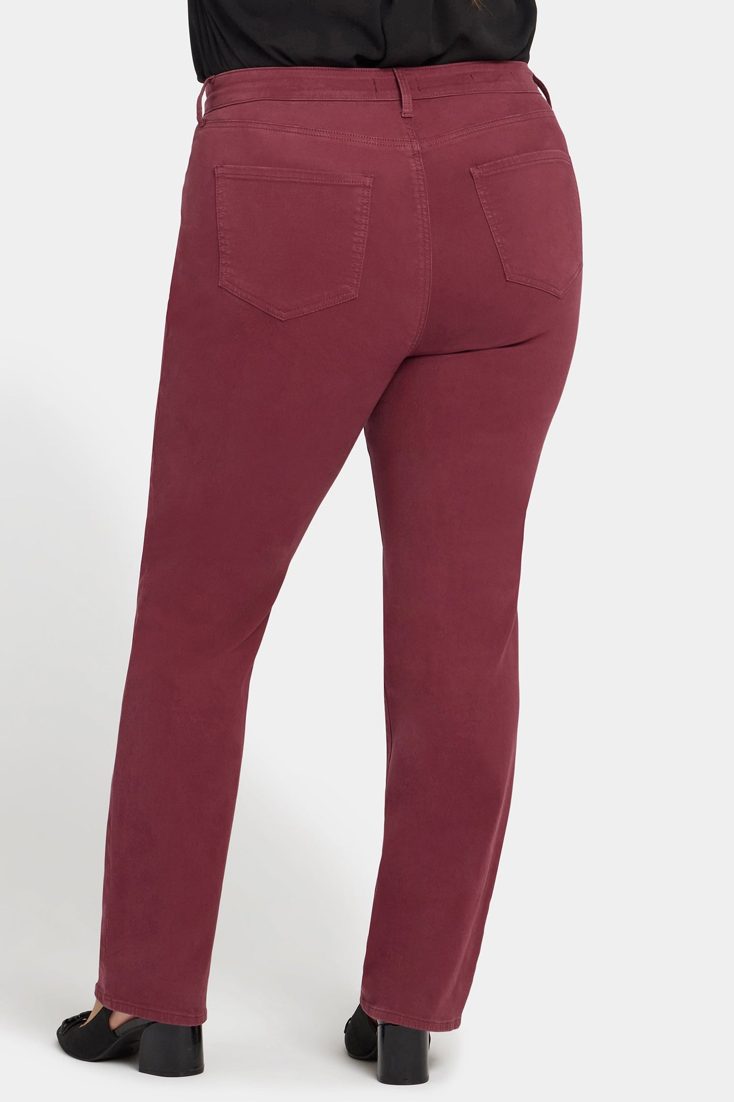 Marilyn Straight Jeans In Plus Size - True Burgundy