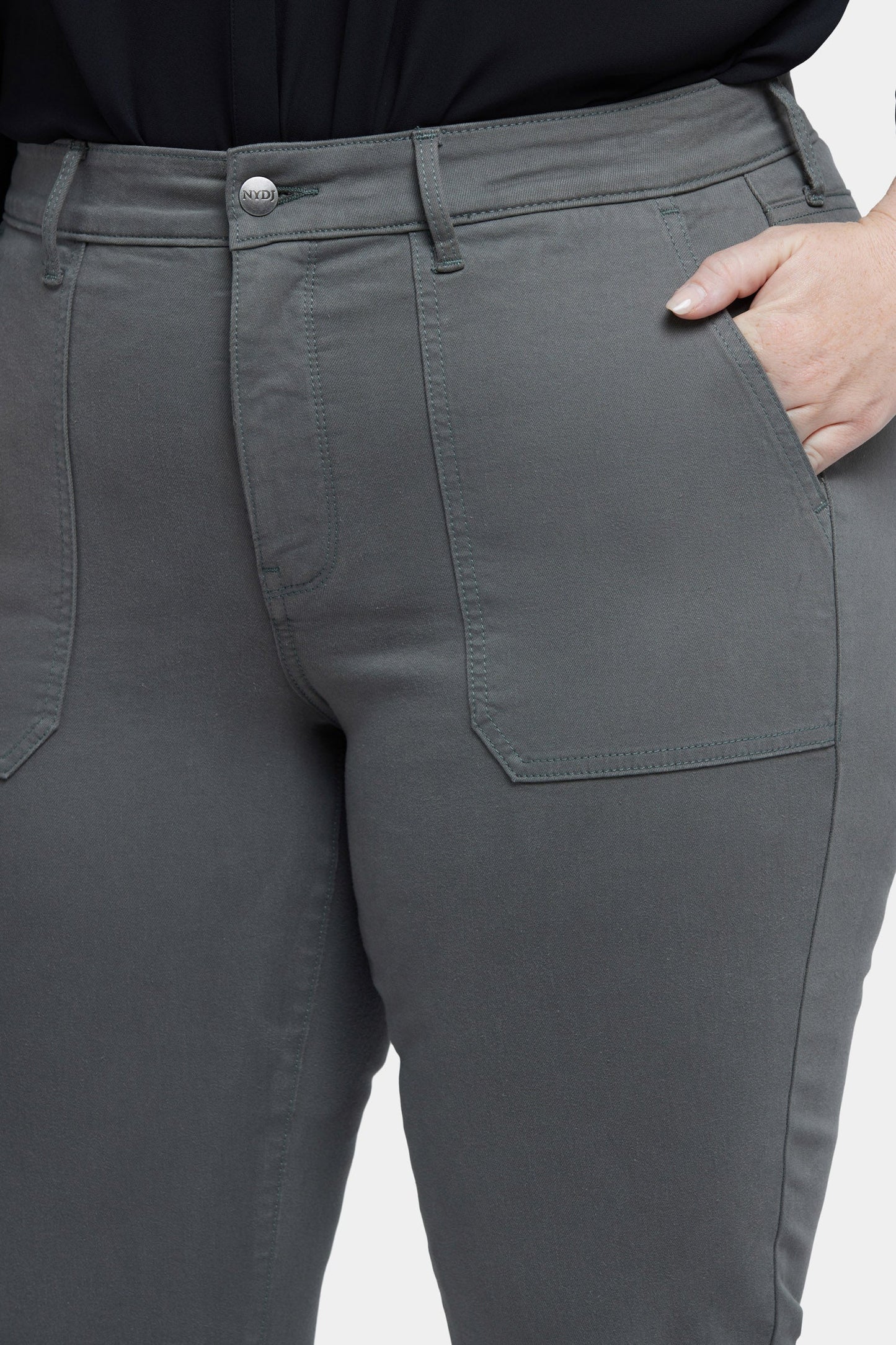 Marilyn Straight Jeans In Plus Size - Vine Leaf