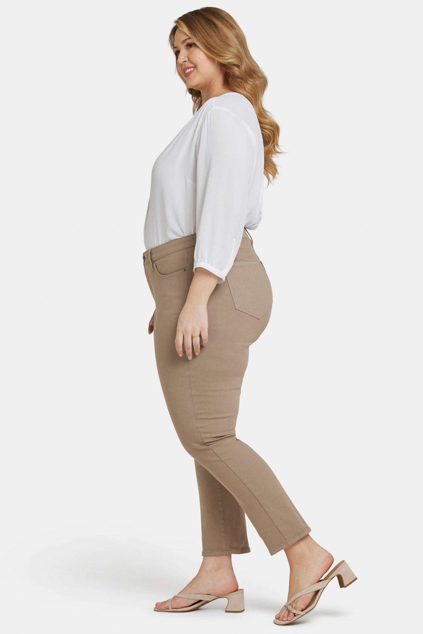 Sheri Slim Ankle Jeans In Plus Size - Saddlewood