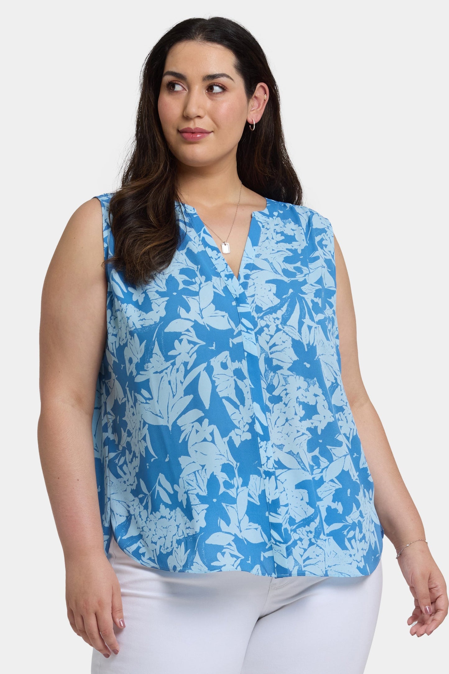 Sleeveless Pintuck Blouse In Plus Size - Bellavista