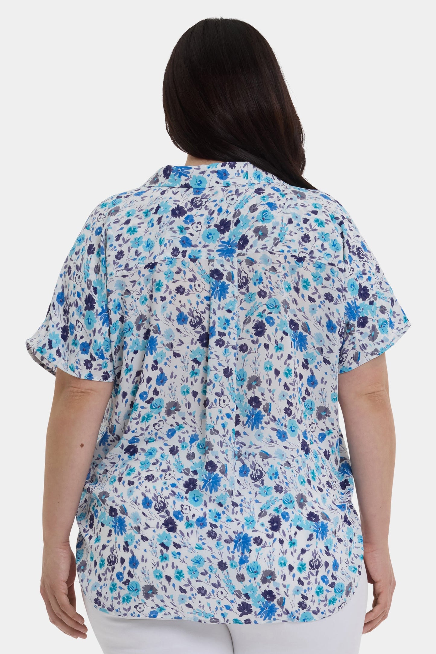 Becky Short Sleeved Blouse In Plus Size - Jimena Garden