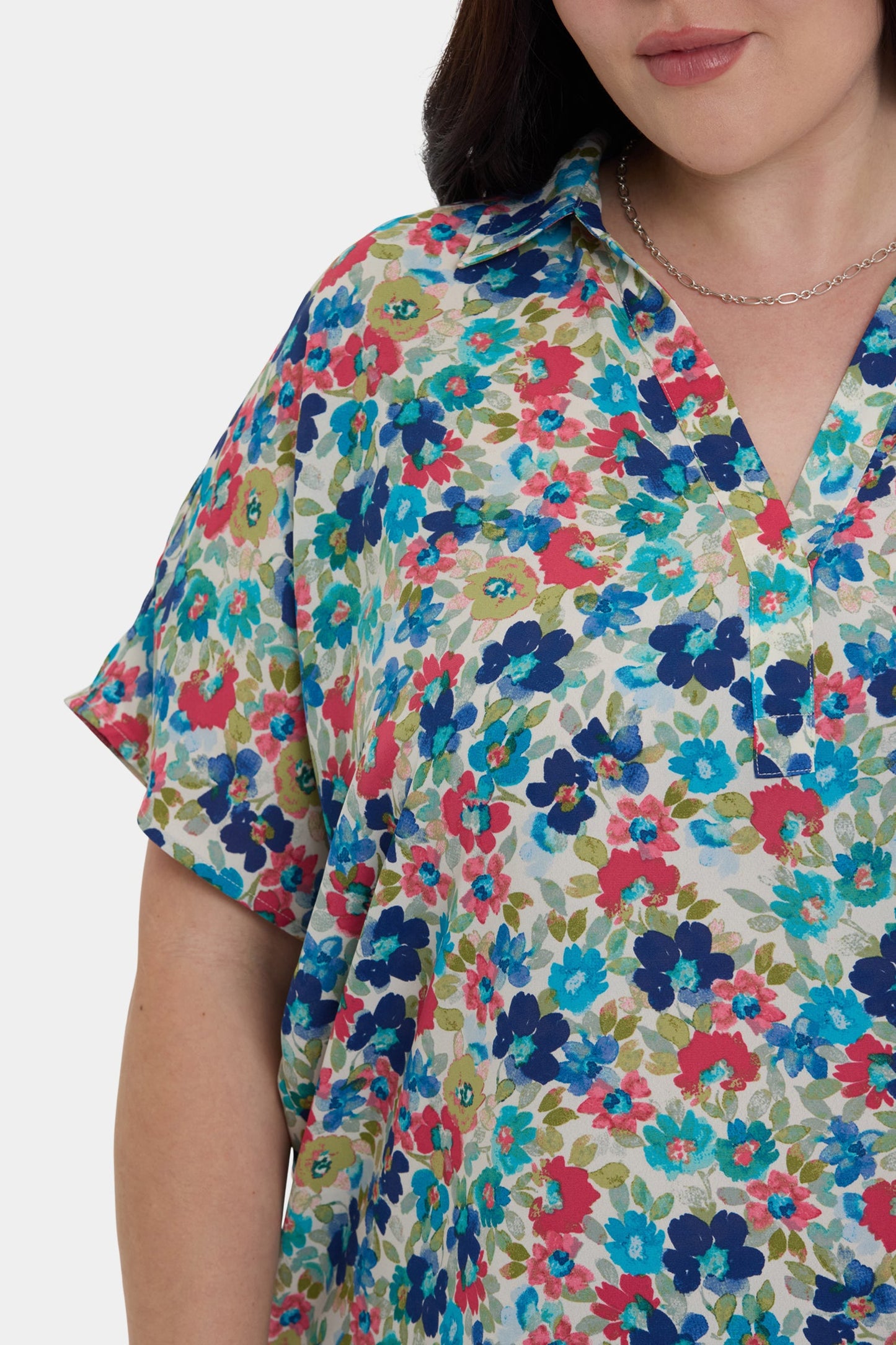 Becky Short Sleeved Blouse In Plus Size - Cala Gracio