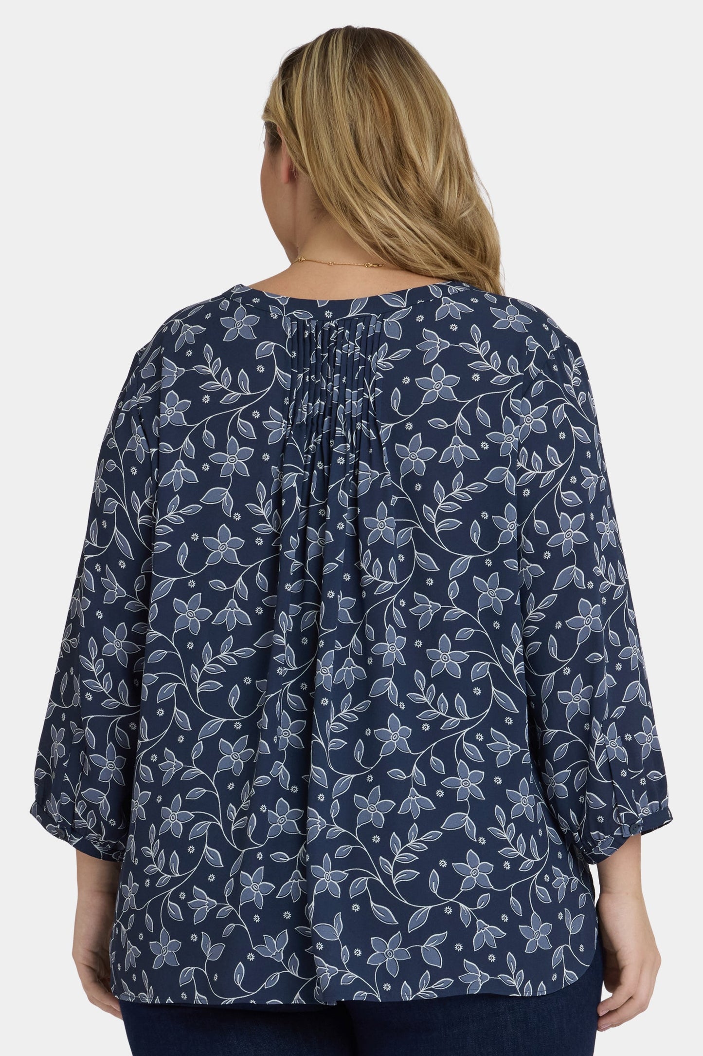 Pintuck Blouse In Plus Size - Lisette