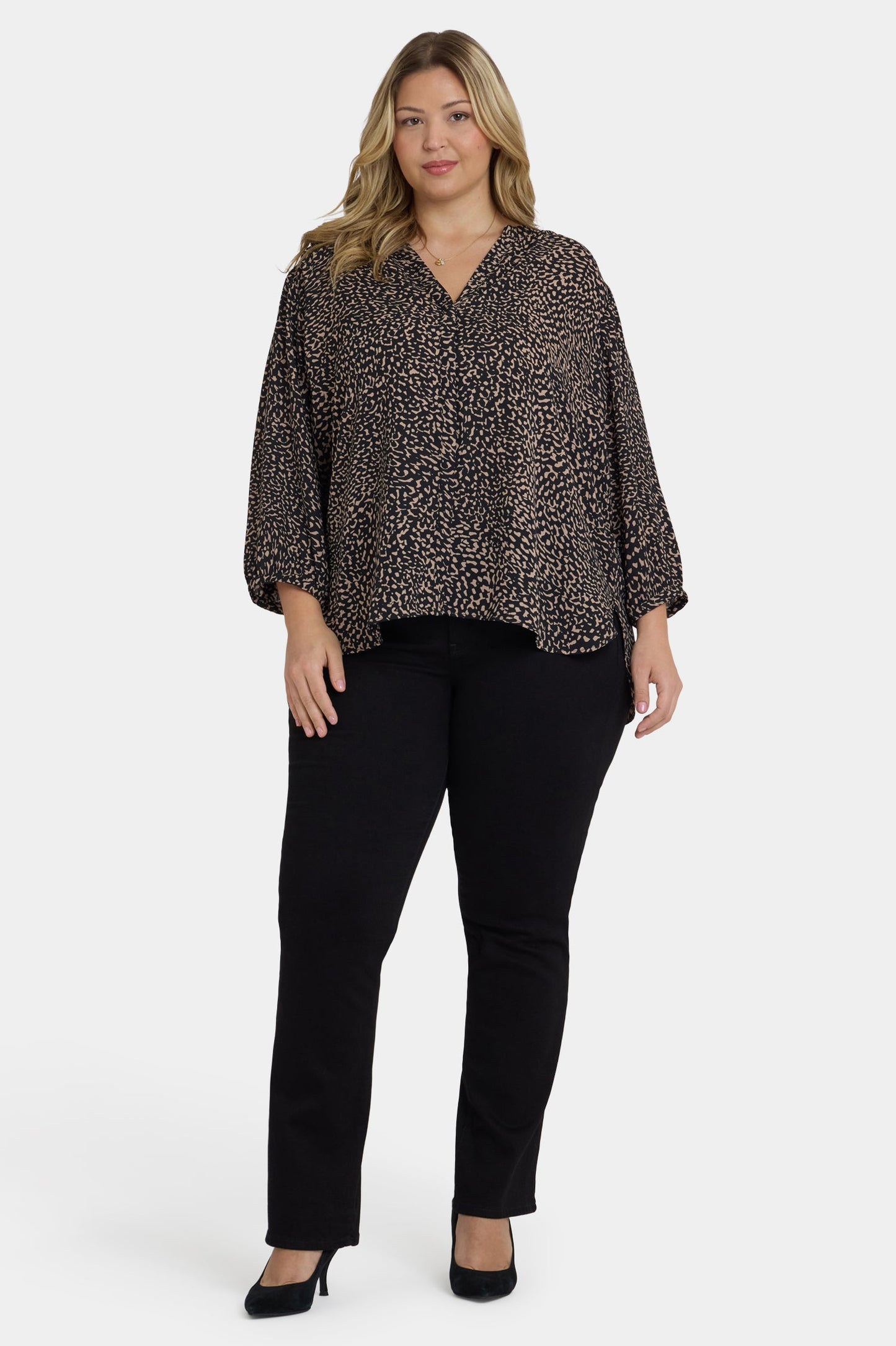 Pintuck Blouse In Plus Size - Camille le Vie
