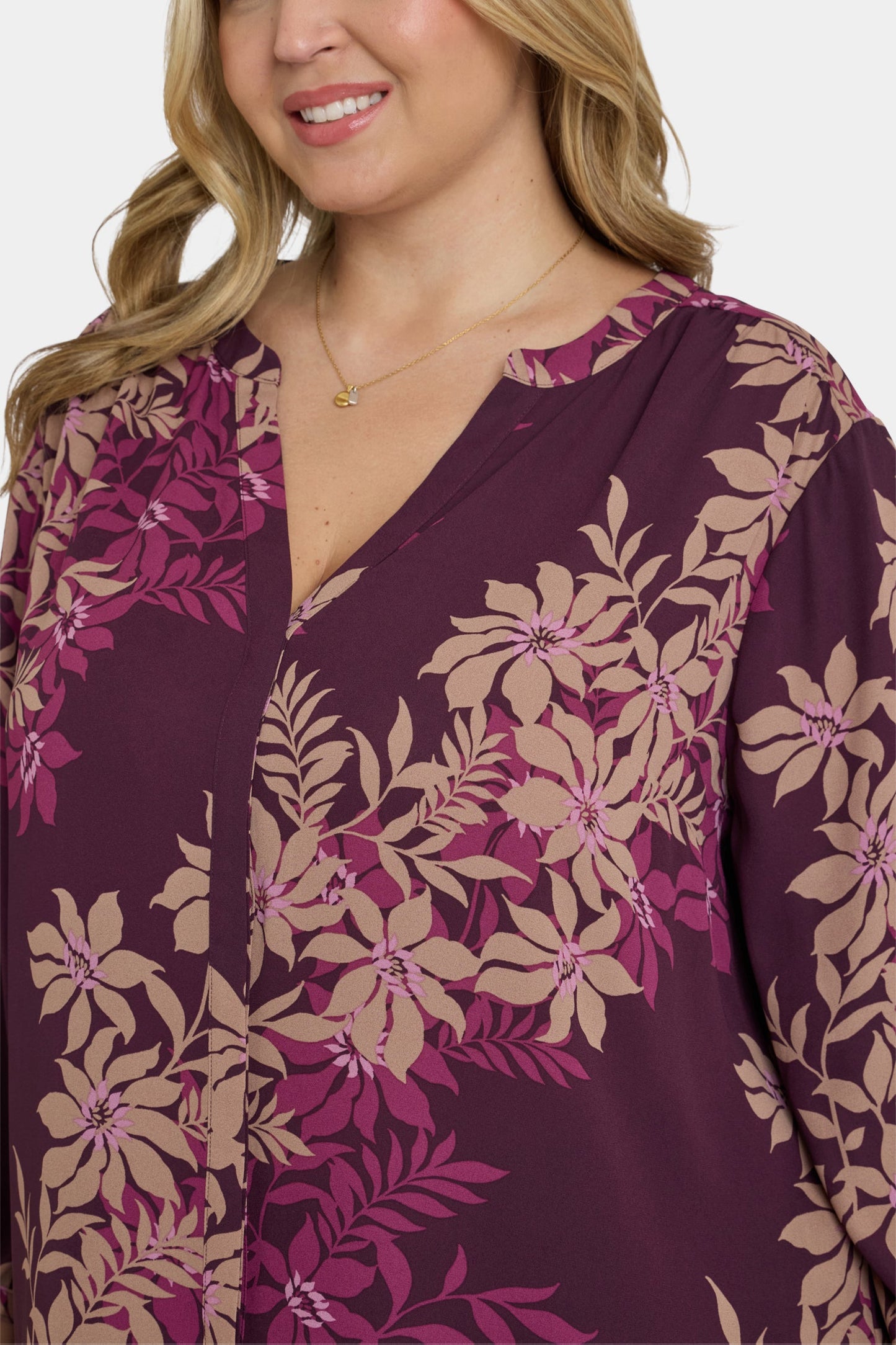 Pintuck Blouse In Plus Size - Bonne Nouvelle