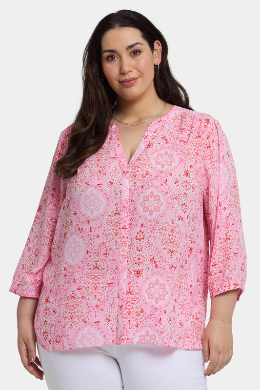 Pintuck Blouse In Plus Size - Isla Magica