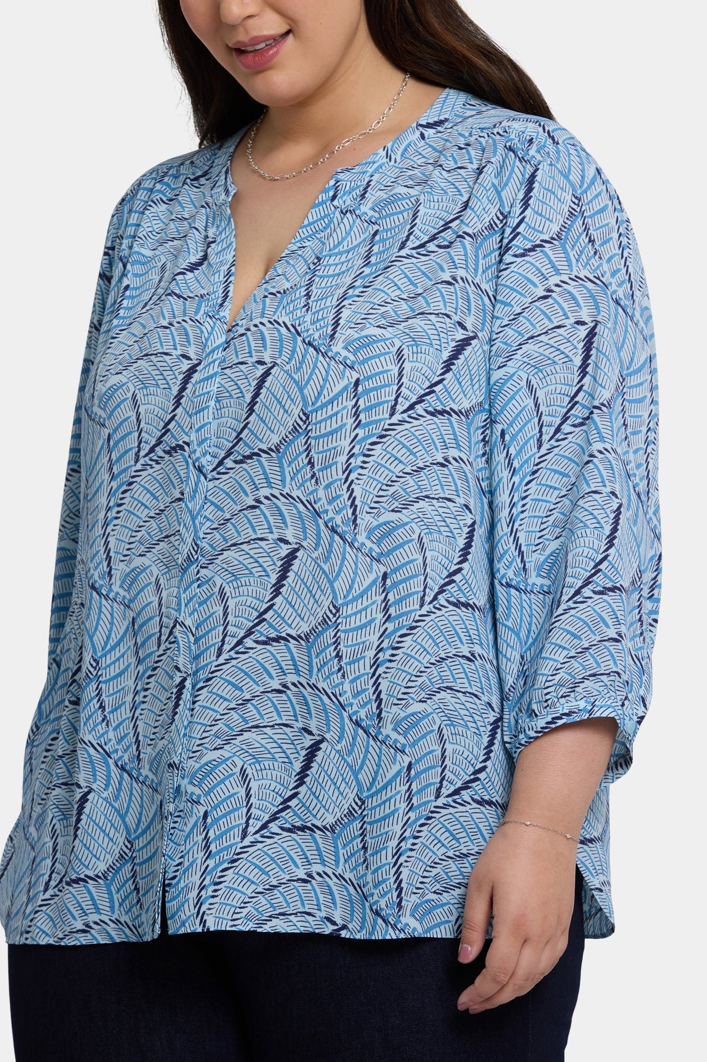 Pintuck Blouse In Plus Size - La Serena