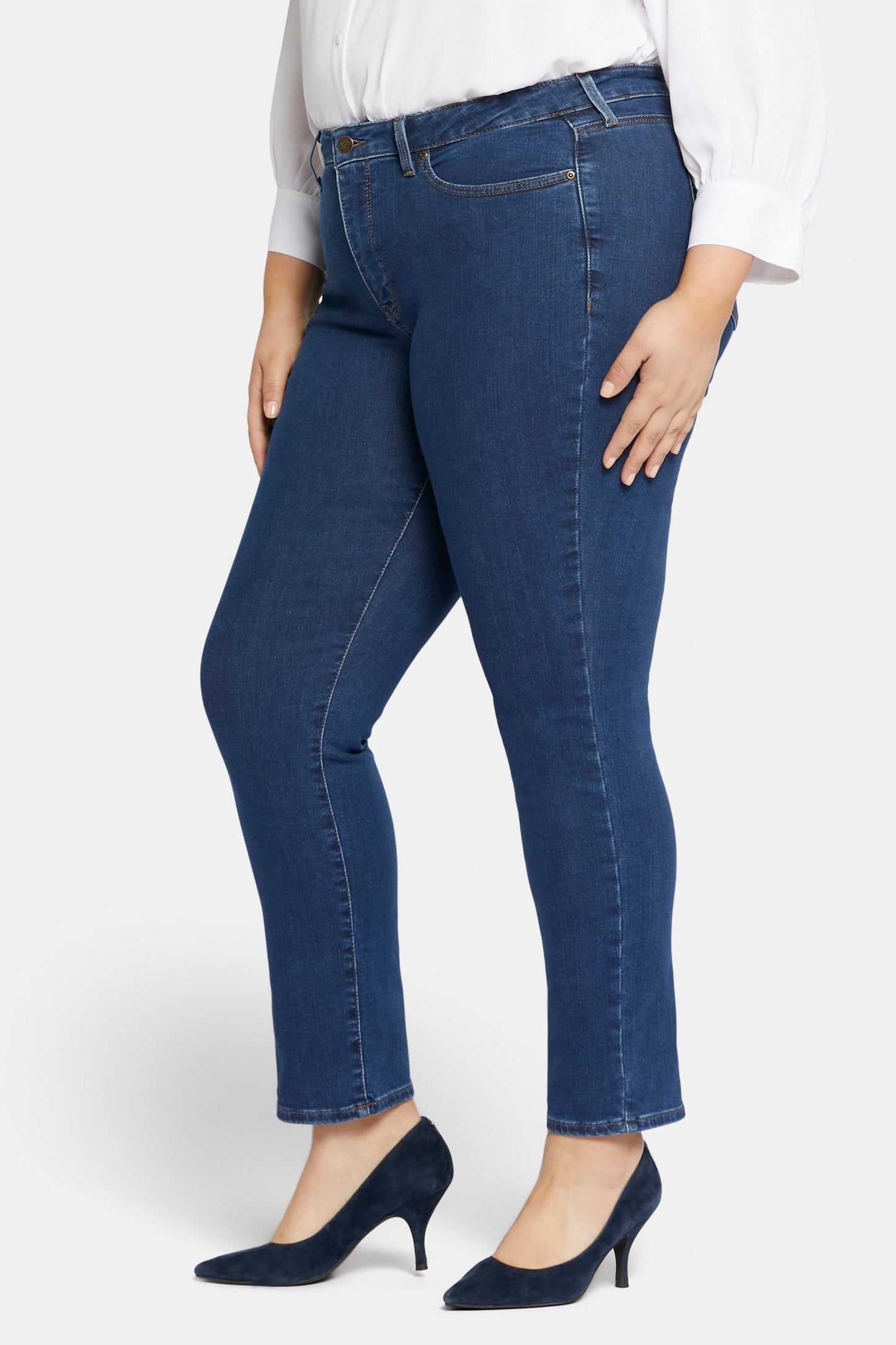 Sheri Slim Jeans In Plus Size - Quinn