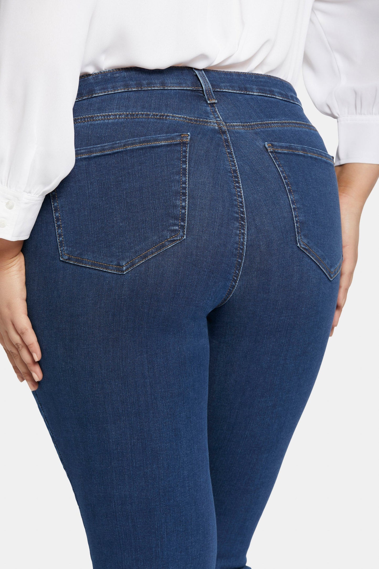 Sheri Slim Jeans In Plus Size - Quinn