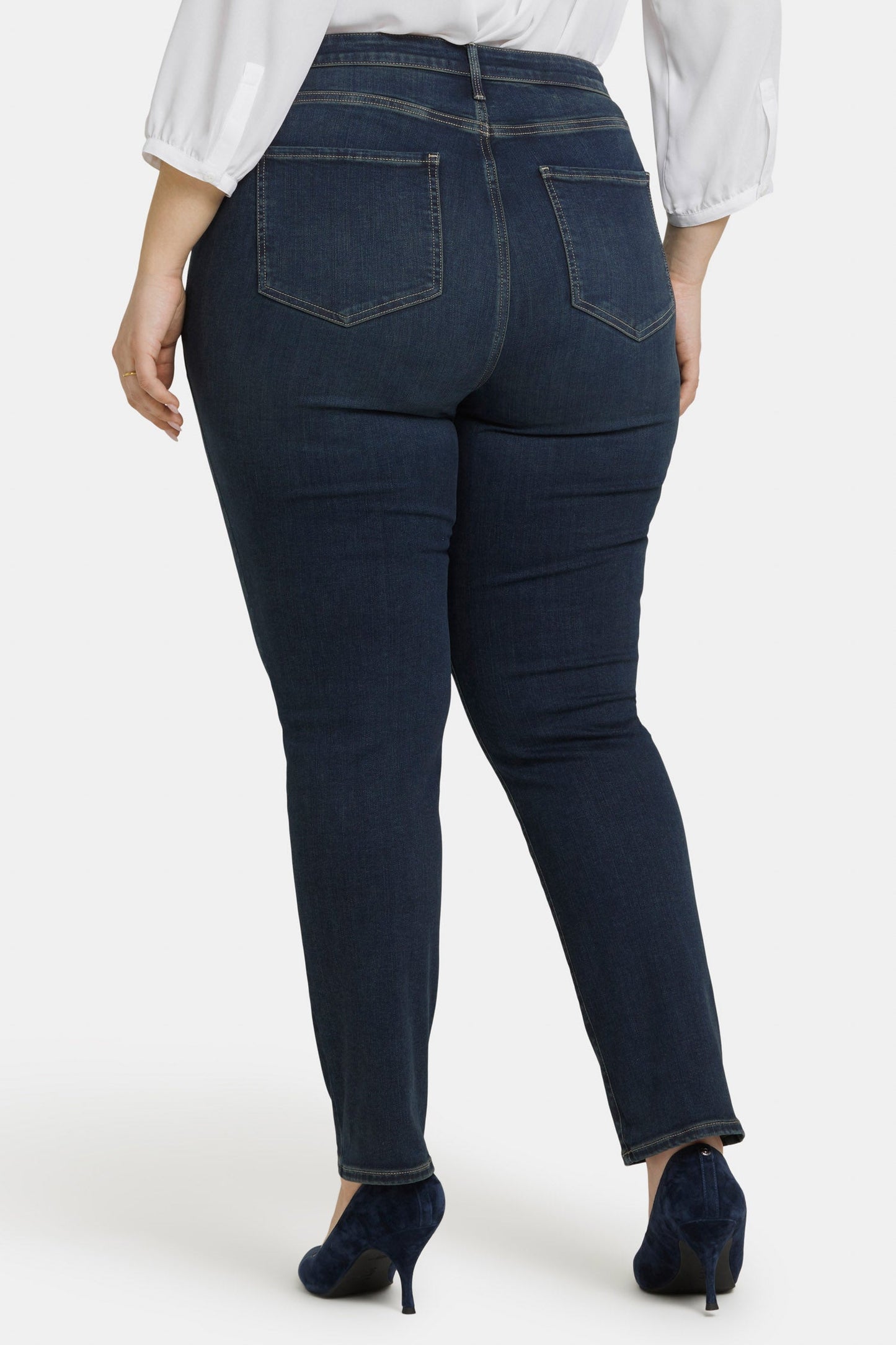 Sheri Slim Jeans In Plus Size - Presley