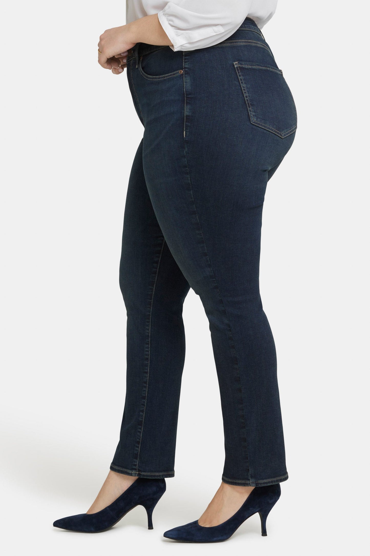 Sheri Slim Jeans In Plus Size - Presley