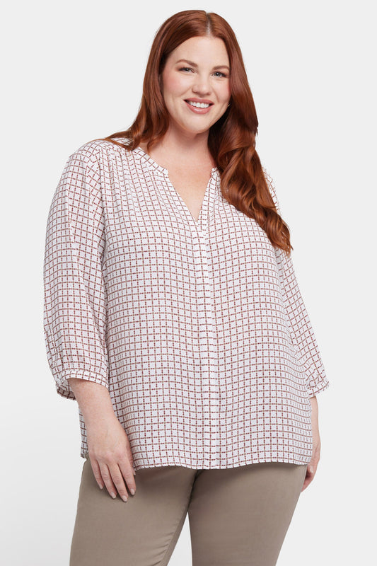 Pintuck Blouse In Plus Size - Graceful Geo