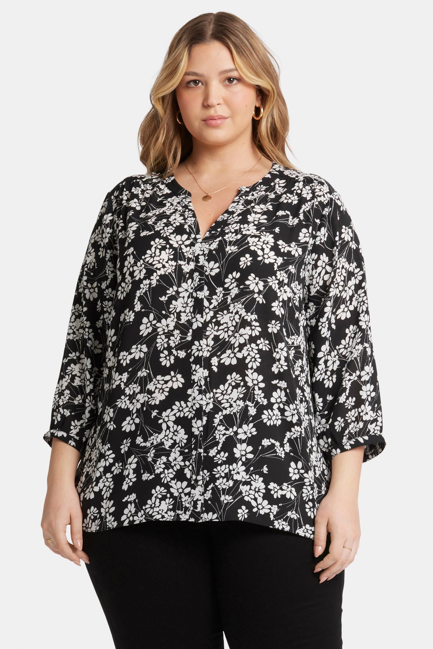 Pintuck Blouse In Plus Size - Stefania