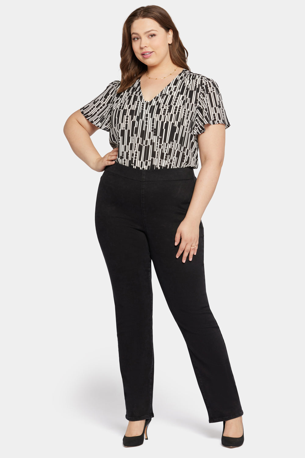 Pull-On Straight Pants In Plus Size - Stellar