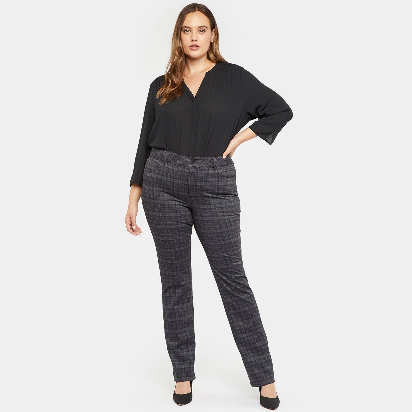 Marilyn Straight Pants In Plus Size - Hudson Plaid