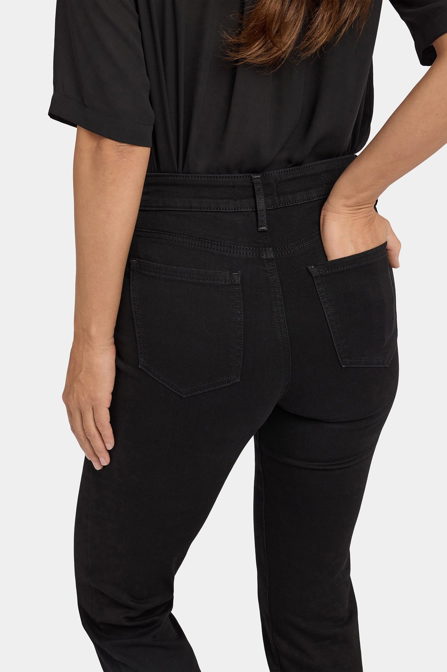 Marilyn Straight Jeans - Black Rinse