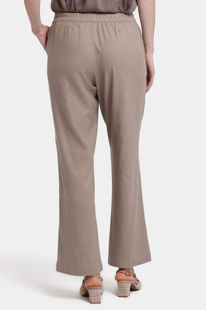 Relaxed Drawstring Pull-On Pants - Saddlewood