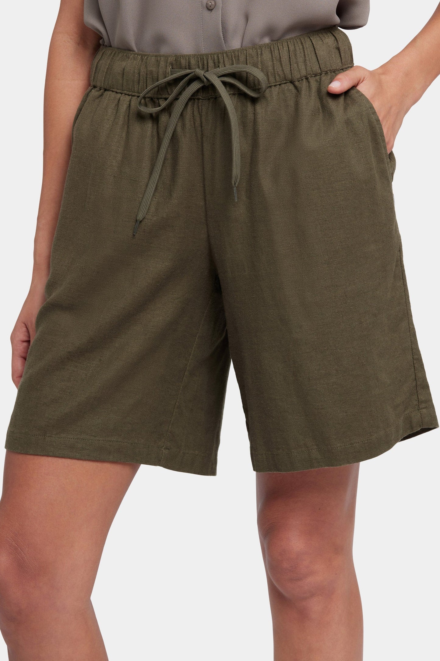 Breezy Bermuda Shorts - Bay Leaf