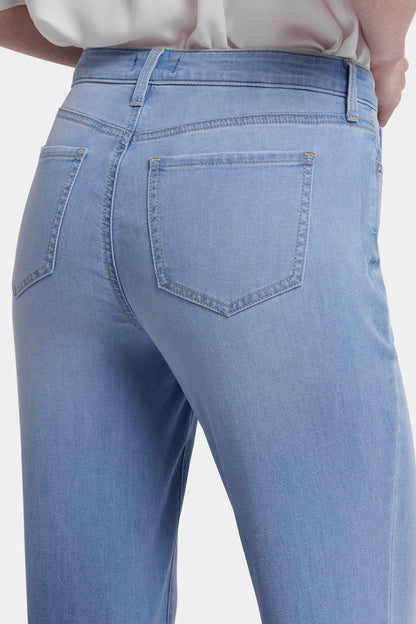 Relaxed Piper Crop Jeans - Canary Beach
