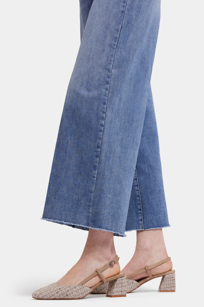 Brodi Wide Leg Ankle Jeans - Barcelona Breeze