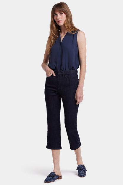 Joni Relaxed Capri Jeans - Rinse