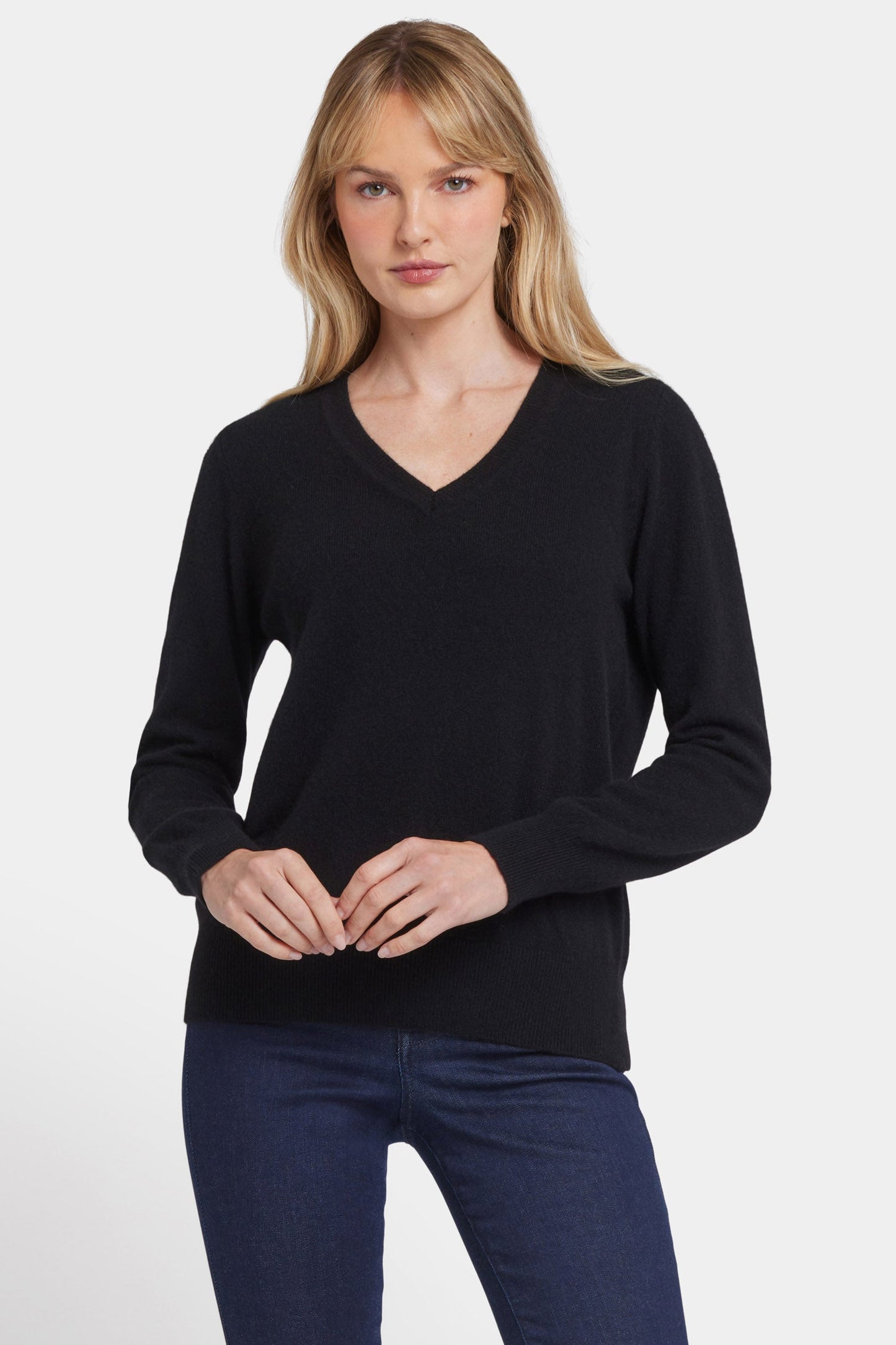 Cashmere Classic V-Neck Sweater - Black