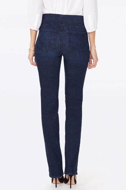 Marilyn Straight Pull-On Jeans - Clean Denslowe