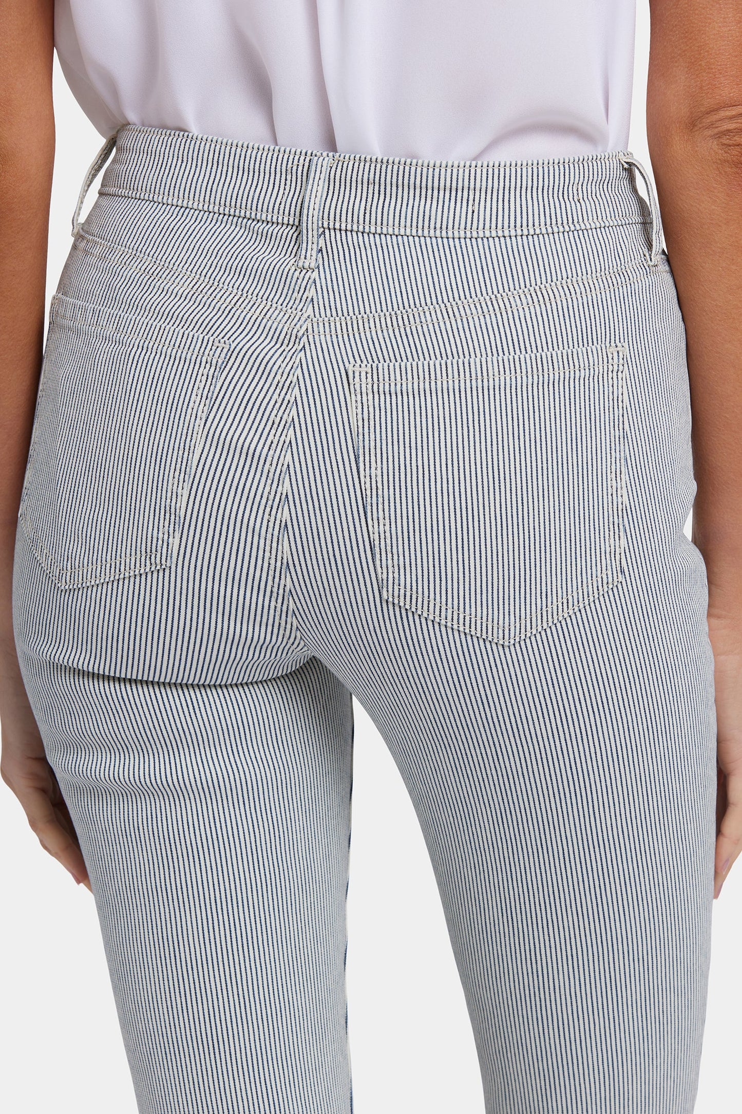 Chloe Skinny Capri Jeans - Luarca Stripe