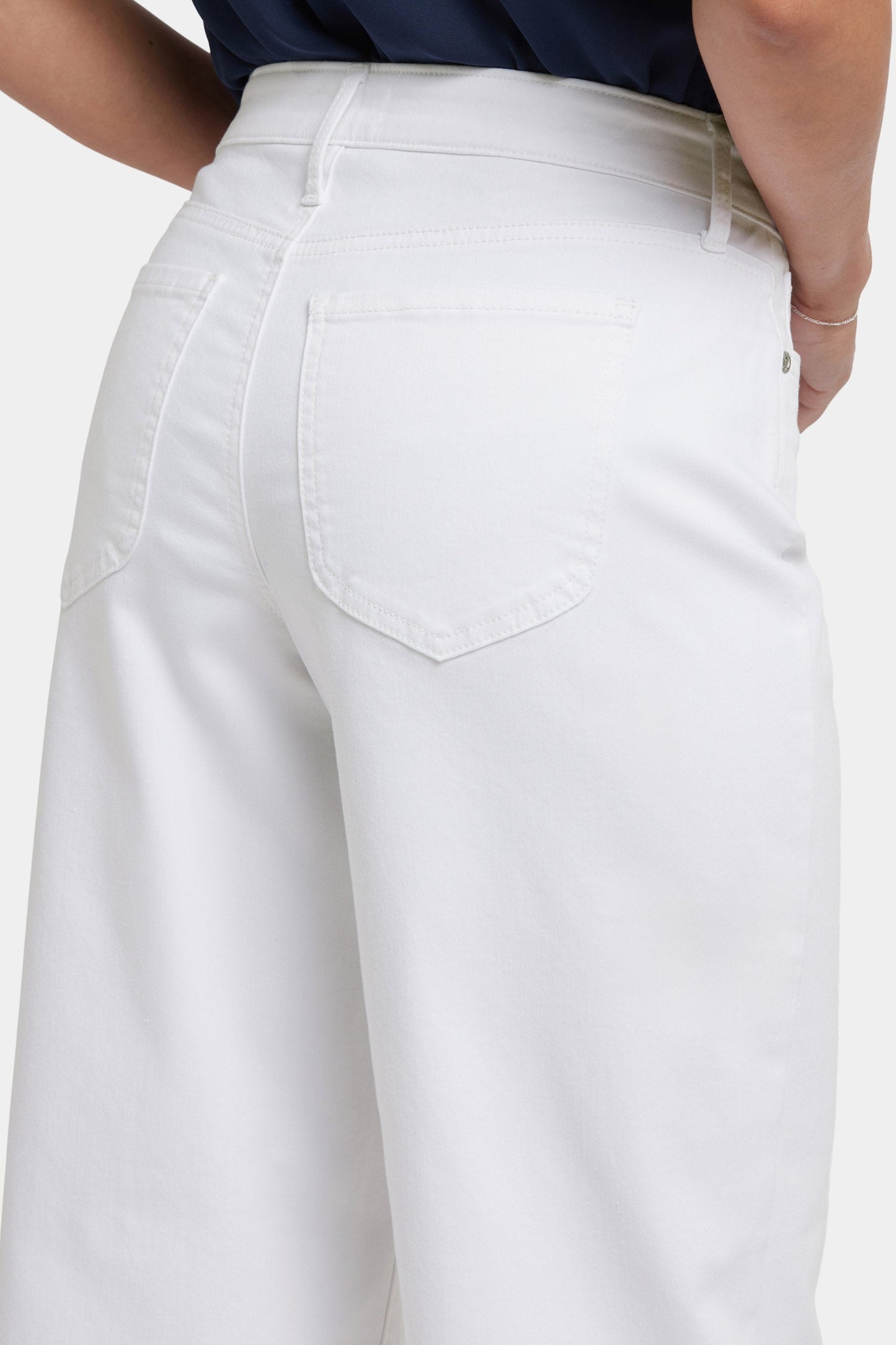 Jemma Barrel Jeans - Optic White