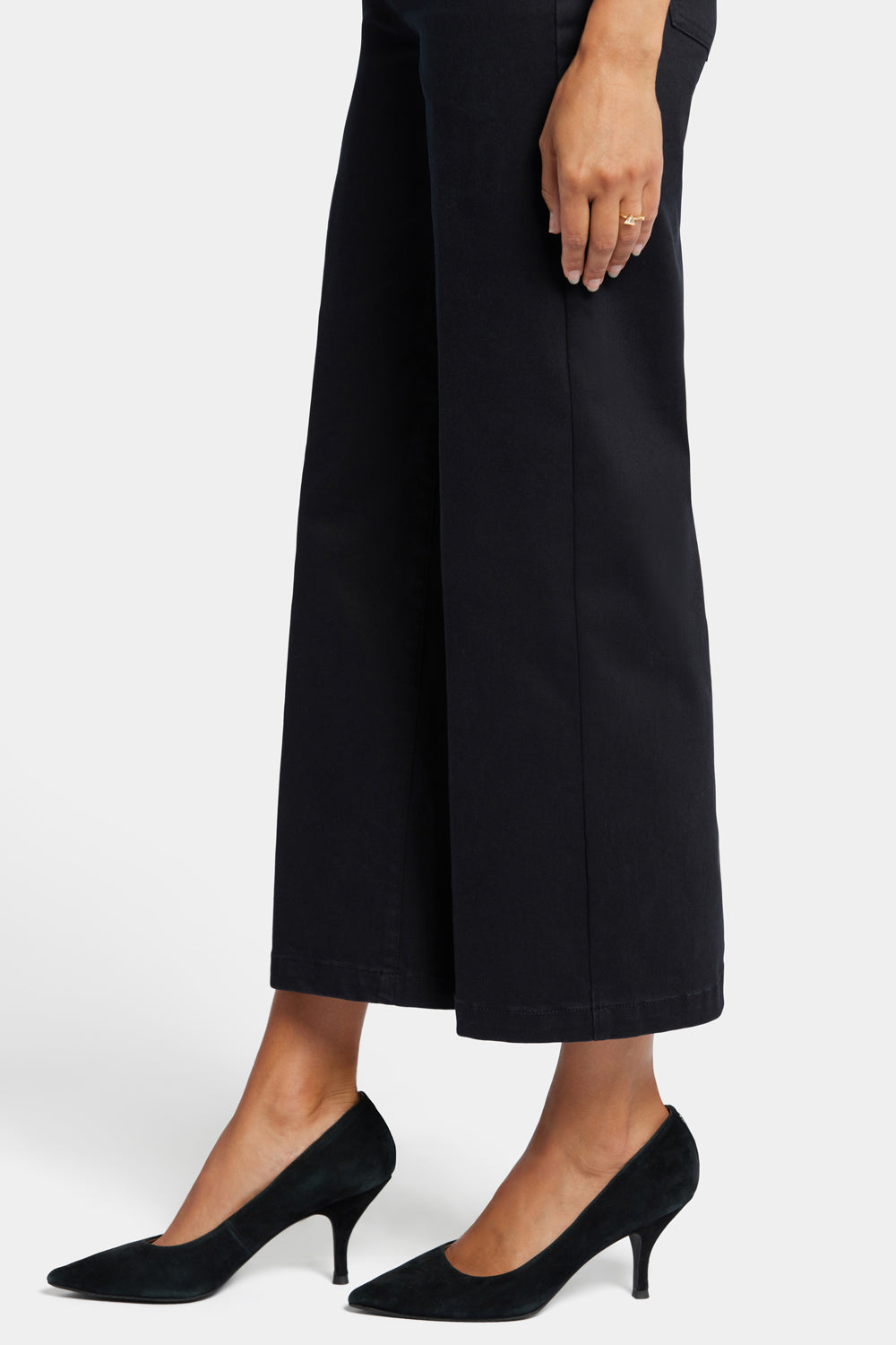 Teresa Wide Leg Ankle Jeans - Black