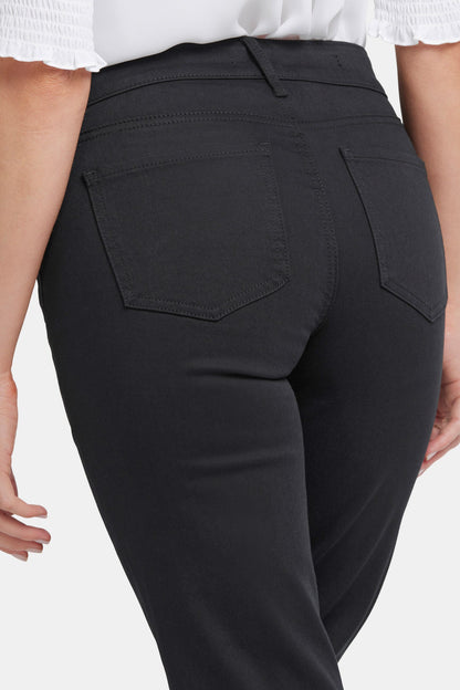 Marilyn Straight Ankle Jeans - Black