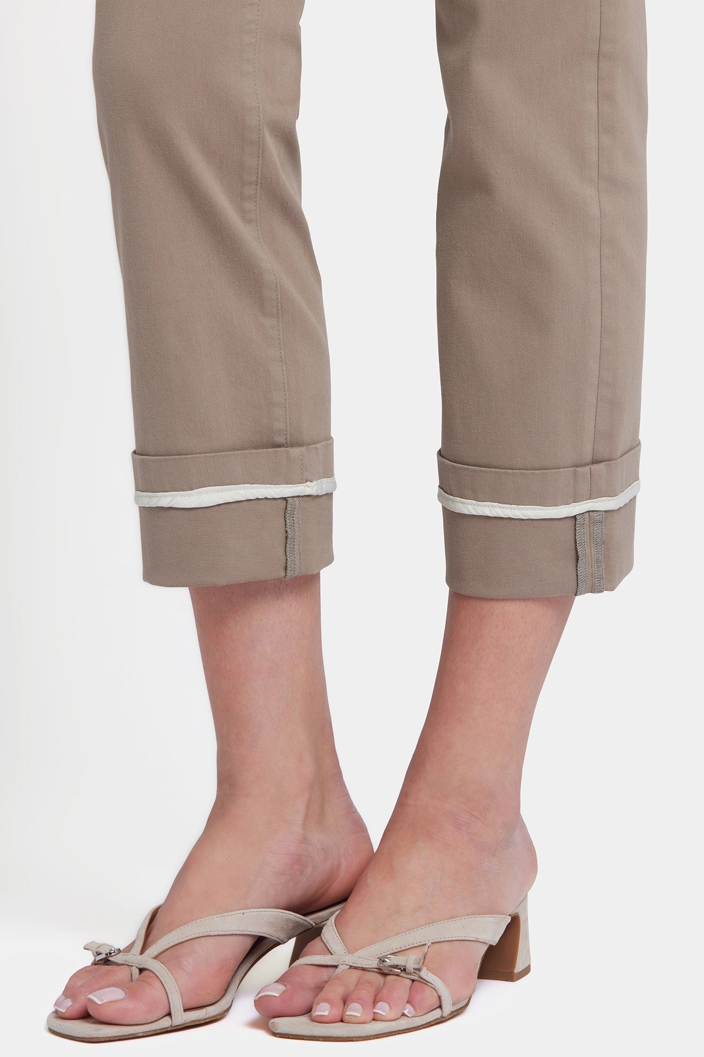 Marilyn Straight Ankle Jeans - Saddlewood