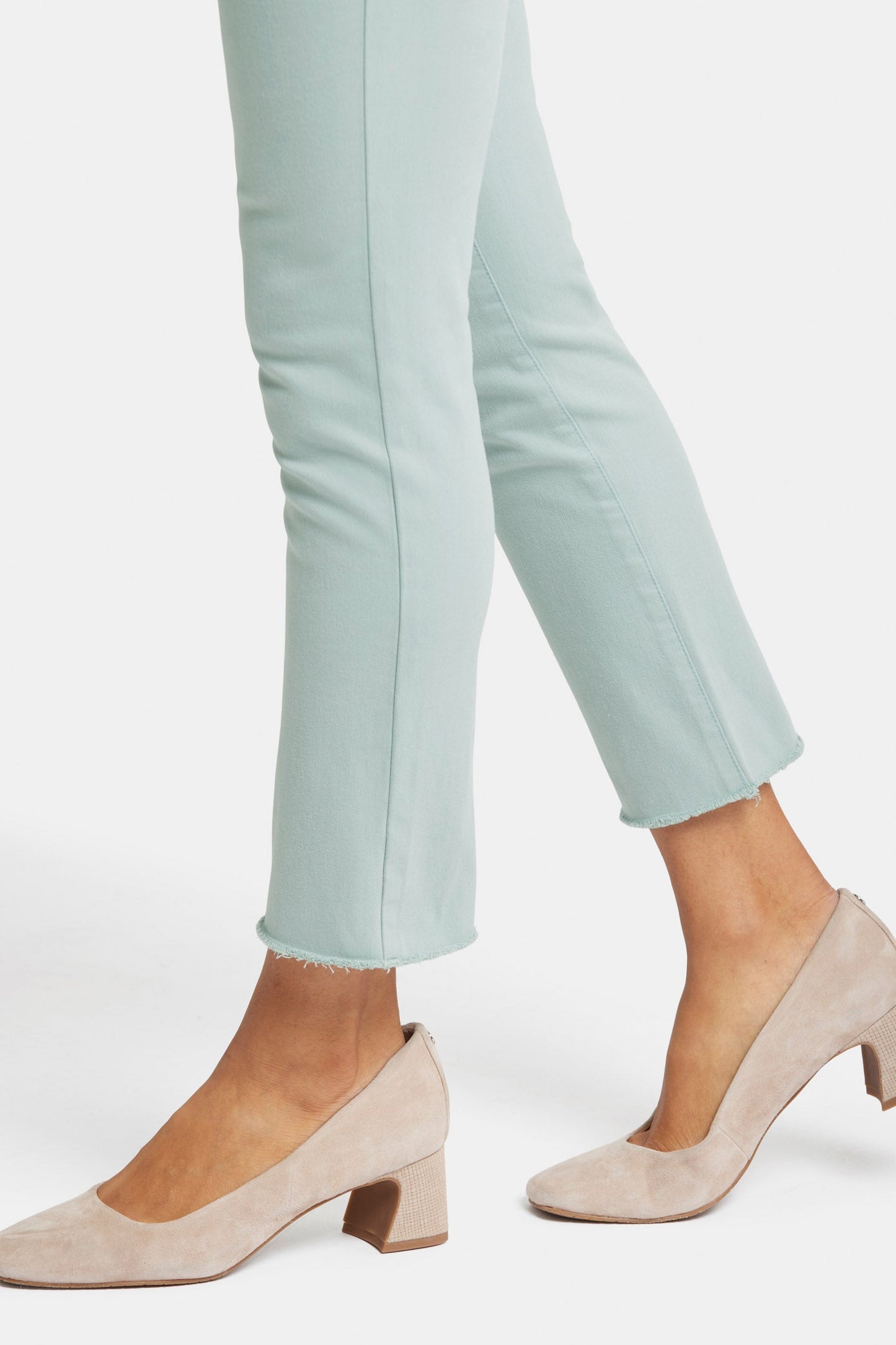 Sheri Slim Ankle Jeans - Snowpass Mint