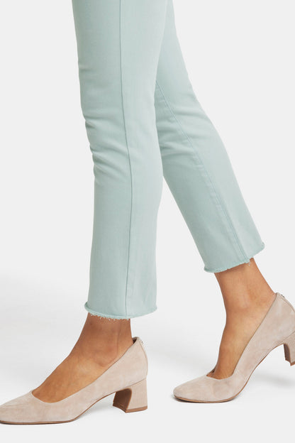 Sheri Slim Ankle Jeans - Snowpass Mint