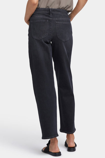 Jemma Barrel Jeans - Cordoba Cliff