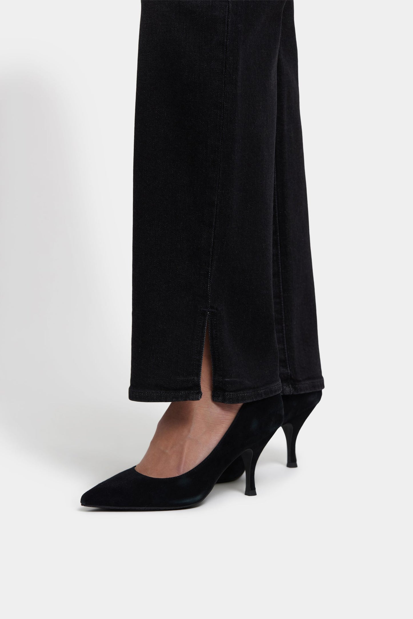 Bailey Relaxed Straight Jeans - French Nightfall