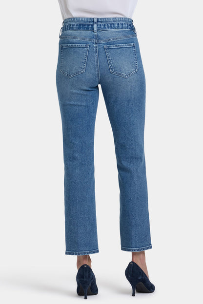 Marilyn Straight Ankle Jeans - Washed Crystal